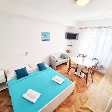 Apartman Bidol Makarska Eksteriør bilde