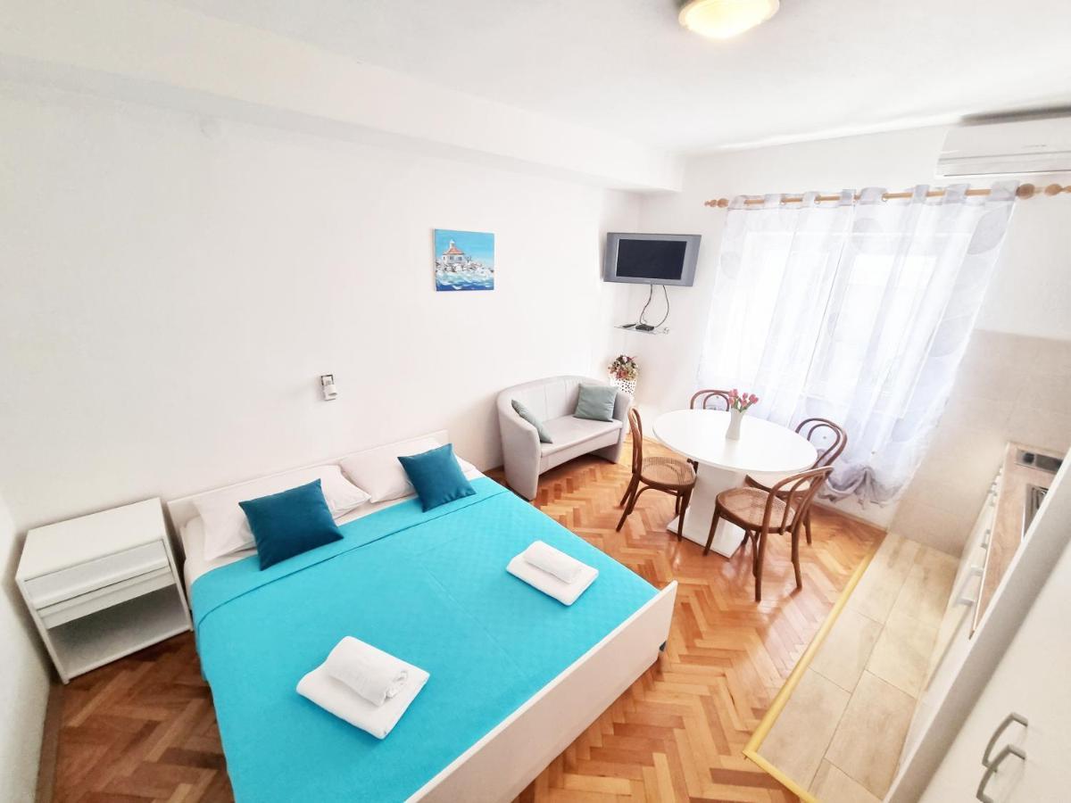 Apartman Bidol Makarska Eksteriør bilde